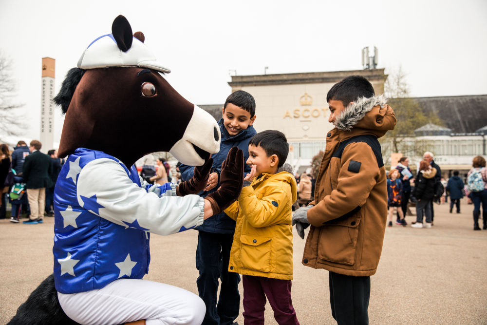 Scotty the Ascot mascot
